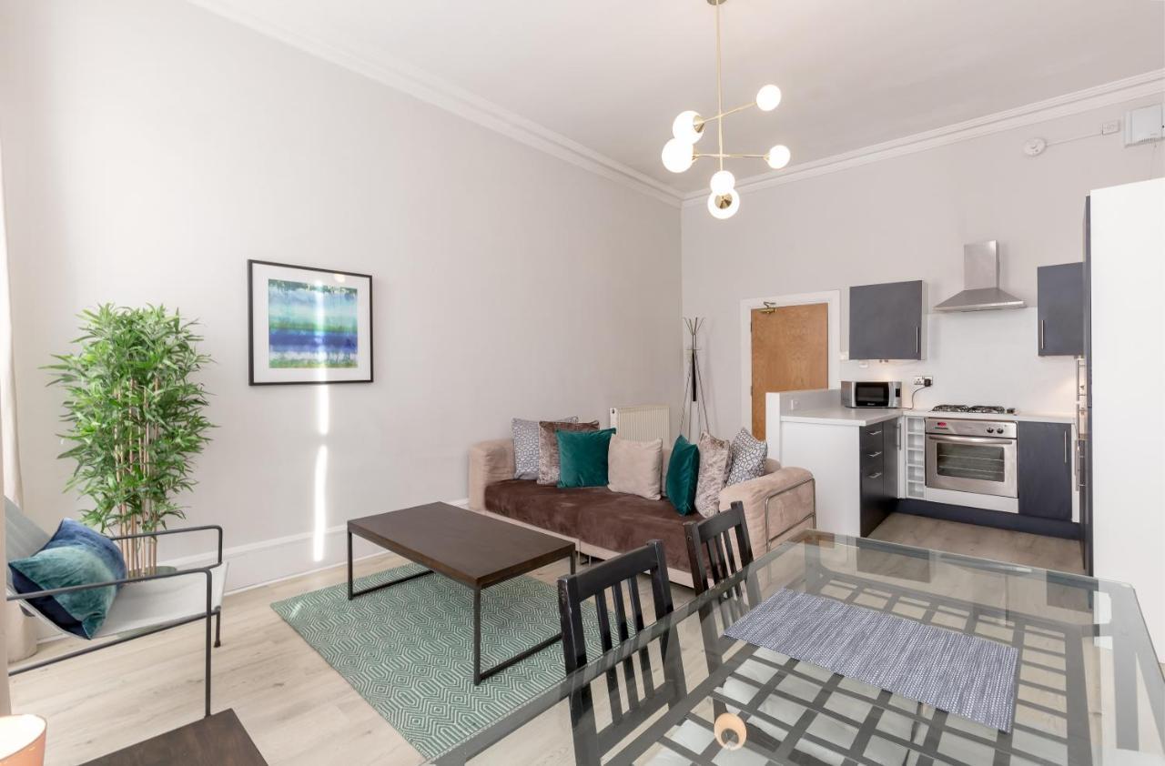 Southside Apartments By Destination Edinburgh Bagian luar foto