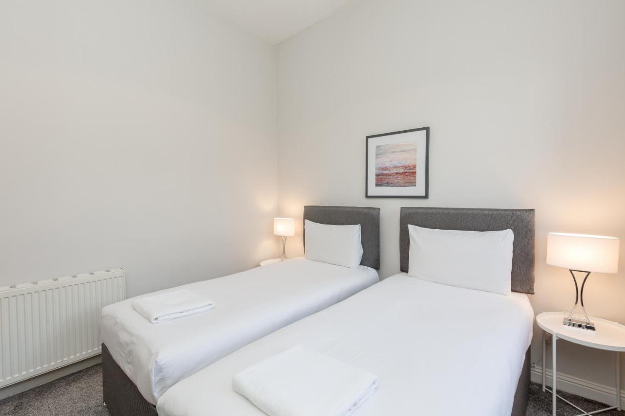 Southside Apartments By Destination Edinburgh Bagian luar foto